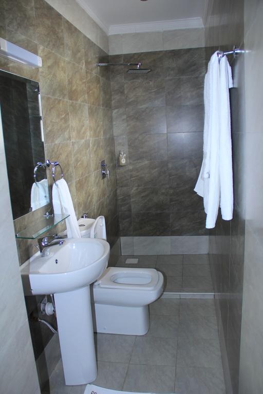 Brownie'S Guesthouse Lake Elementaita Kamer foto